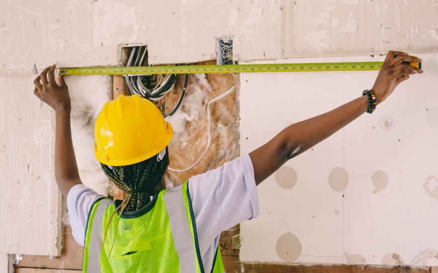 Facing Delays with Your Construction Firm Read This
